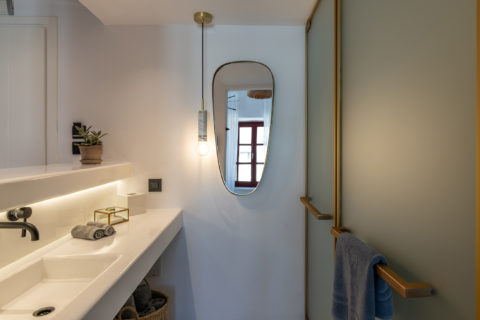 The TownHouse Mykonos Deluxe Duplex Bathroom