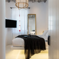 The TownHouse Mykonos Superior Chic Bed